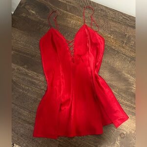 VINTAGE RED SATIN CAMISOLE TOP SZ M ‘SILK & SATIN’